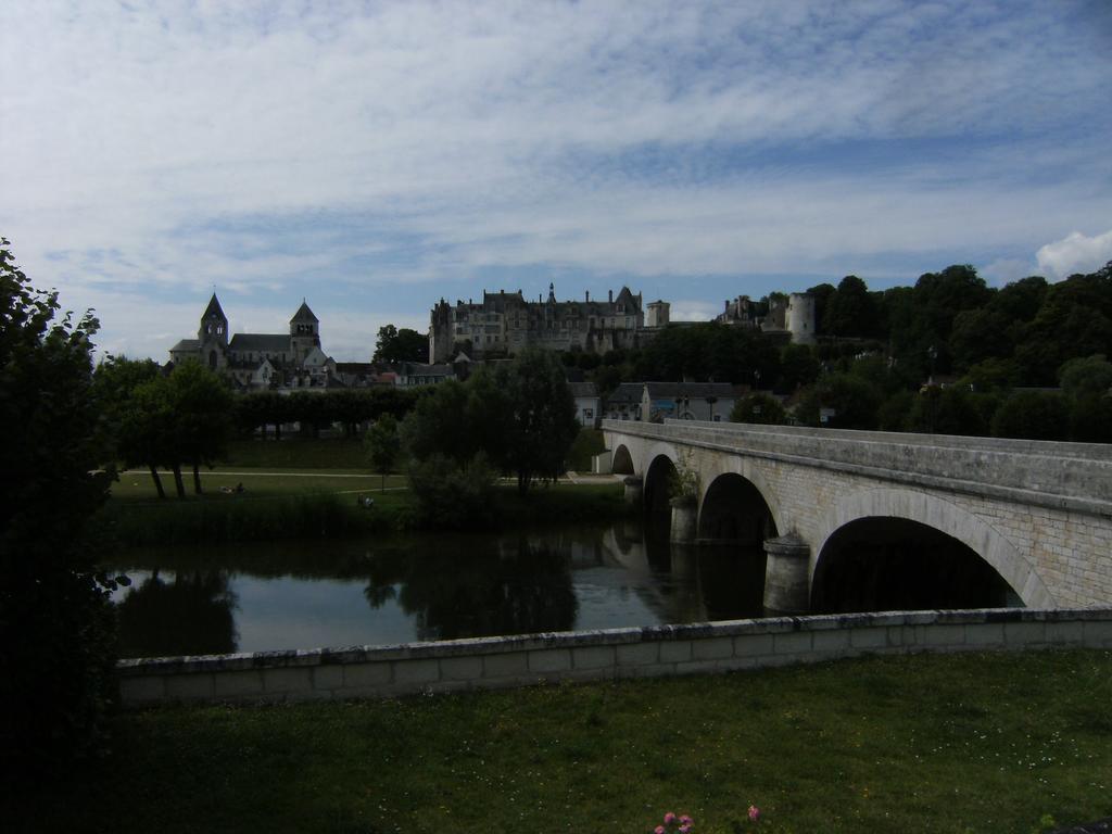 La Chaussee Des Ponts Noyers-sur-Cher Room photo